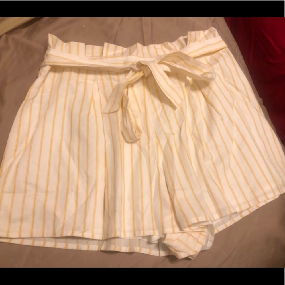 Shorts - Picture 2 of 2